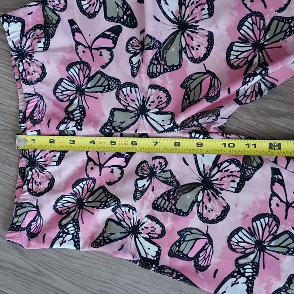 Adorable butterflies pants pink green white measurements are approximate - Picture 8 of 9
